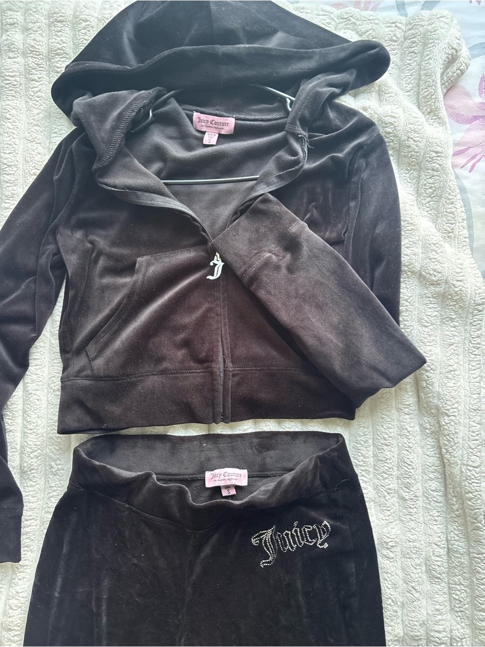 Juicy Couture Black Soarkly Two-Piece Set with Rhinestone Logo - Picture 4 of 4